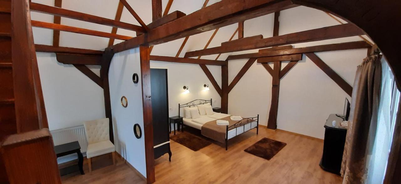 Gasthof Clara Sibiu Esterno foto