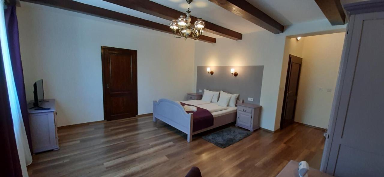 Gasthof Clara Sibiu Esterno foto
