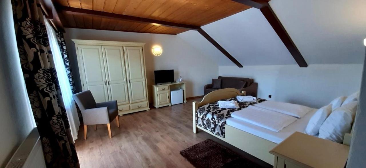 Gasthof Clara Sibiu Esterno foto